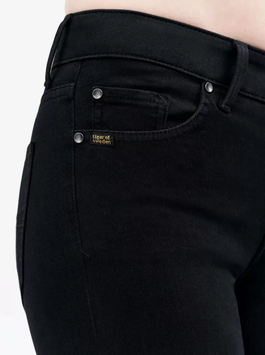 Black Tiger Of Sweden Bestilling Dame Slight Jeans Jeans - 4